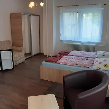 Holiday House Riviera - Balaton - Case de vacanță